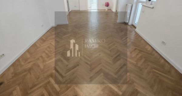 Inchiriere apartament / spatiu comercial 117mp Piata Unirii