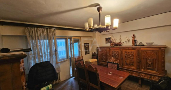 4 camere Dorobanti decomandat, et. 3, an 1980, metrou, 97 mp