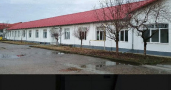 Inchiriez hale depozit productie