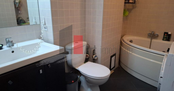 V&acirc;nzare apartament 3 camere Obregia