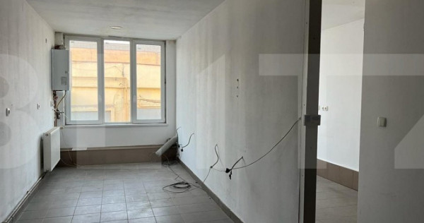 Spatiu industrial, pretabil si pentru birou, 139 mp, zona Ga