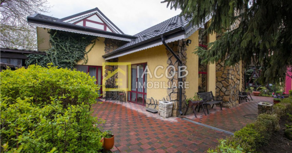 Casa P M, comuna Margineni, Bacau