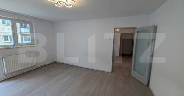 Apartament de inchiriat, 50 mp, zona Cetate