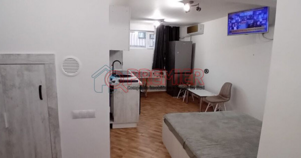 Metrou Eroii Revoluției - Garsonieră