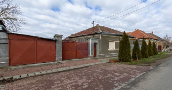 Casă solidă cu teren generos &ndash; zonă excelentă,Chiș...