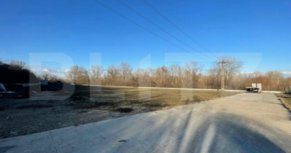 Teren intravilan, 6500 mp, deschidere 72 ml, zona Podari