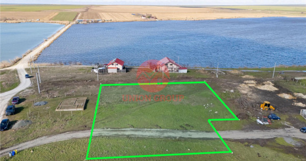 Teren Intravilan 2380 mp Langa Lac, Corbu