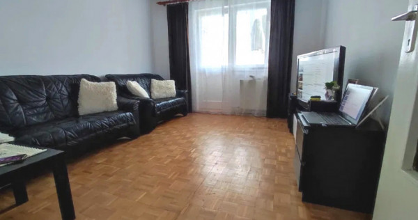 Apartament 3 camere decomandate Strand I