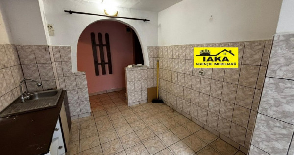 Dobrogei, 2 camere, decom., etaj 1