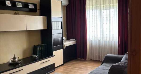 Apartament 3 camere decomandat, mobilat utilat Micro 17 E...