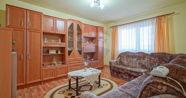 Apartament 3 camere decomandat Codlea | Comision 0% |