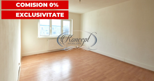 Apartament decomandat cu 2 bai, str. Brates