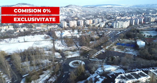 Apartament decomandat cu 2 bai, str. Brates
