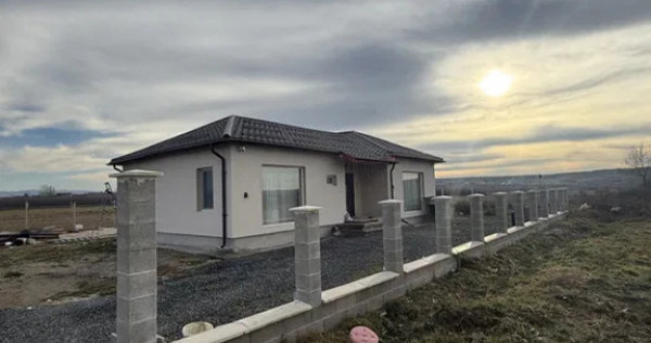 Casă modernă 2025, 92 mp utili, 7.5 ari teren &ndash; mobilat?