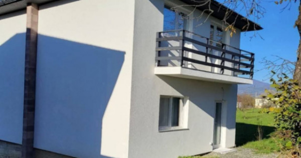 Casă P+E 2023 &icirc;n Dumbrăvița, 112 mp, teren 7.8 ari, mobi