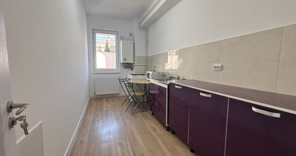 Ap. 1 cam decomandat, bloc nou, mobilat si utilat, se acceptă credit