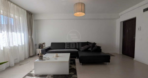 Apartament cochet parter