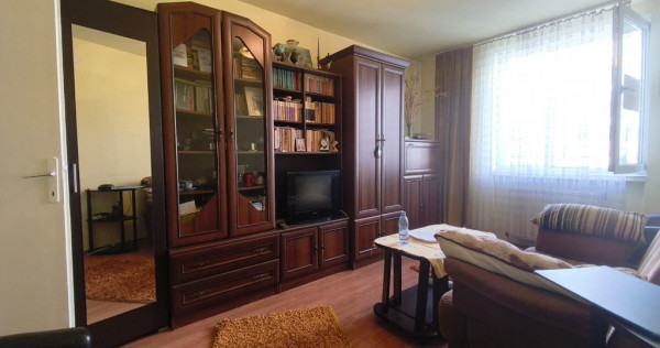 Apartament 2 camere in Deva, zona Dacia, Et. 2