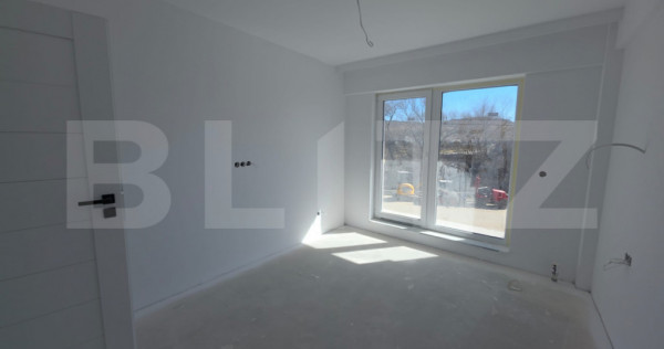 Apartament 3 camere, 67 mp, bloc nou, parcare, zona Libertat