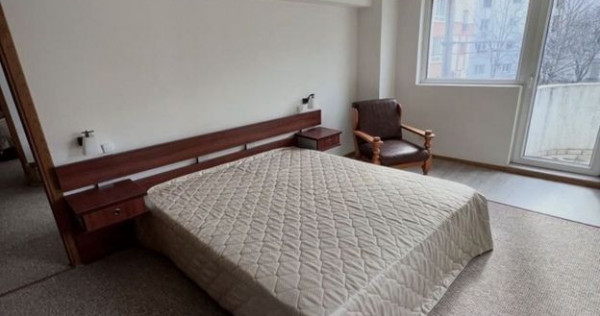 Calea Calarasilor, imobil P+9