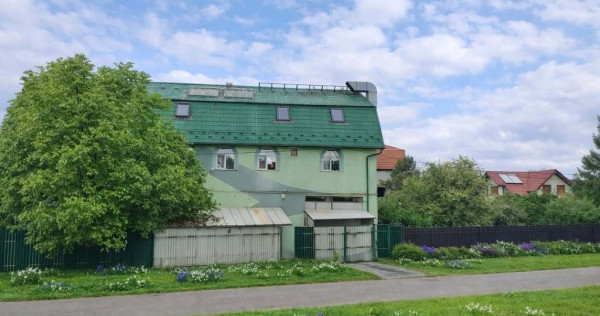 Inchiriez camere f. ieftine cu baie proprie, Cluj-Napoca.