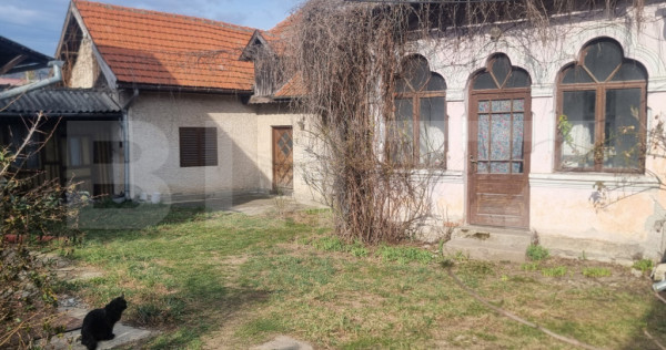 2 CORPURI DE CASA SI 2800 MP TEREN IN BREAZA Prahova