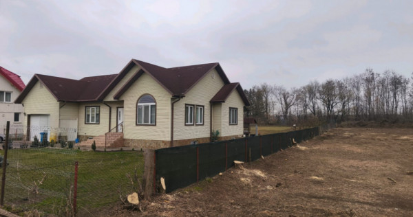 Casa in stil american, 120mp, 2450mp teren, Radauti