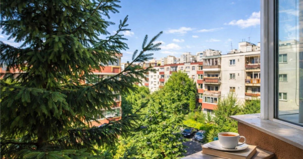 Decomandat,60mp,vitalizat,2 balcoane,living 24mp,areal linis