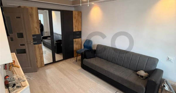 Garsoniera complet renovata, parter, cu spatiu generos de de