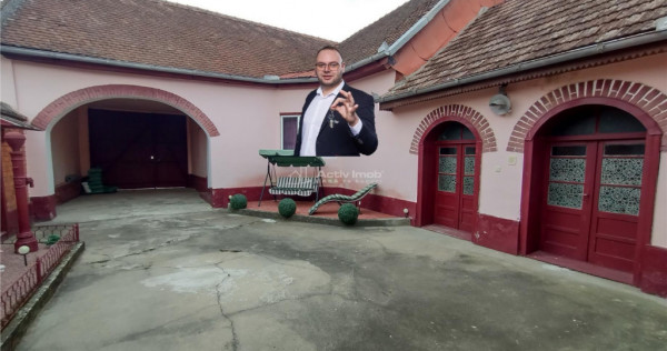 Racasdia, Casa Moderna, 174MP cu Teren 1104MP, Pret Negociab