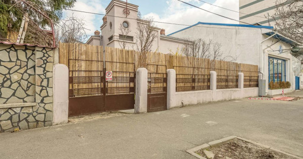 Piata Muncii - Decebal, casa 87 mp totali, 179 mp curte l...