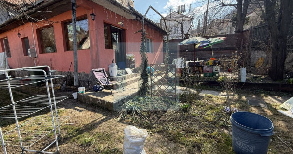 Apartament 3 camere,82 mp utili, la casa, singur in curte...