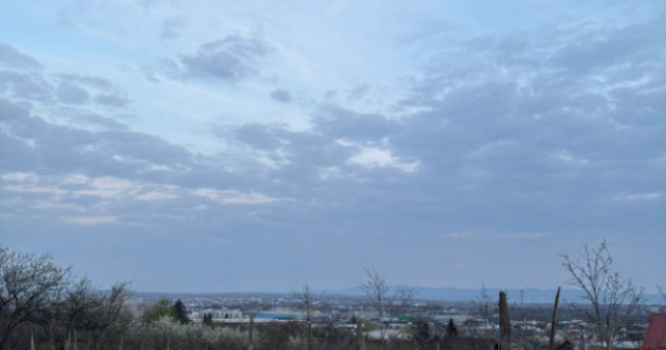 Teren 600 mp cu autorizație de construcție | panoramă sup