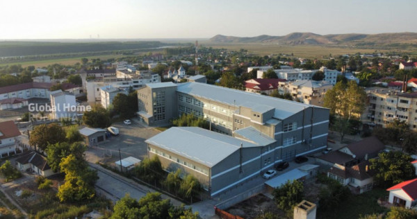 Platformă comercial&ndash;industrială cu venit activ || Macin