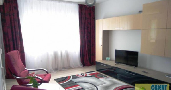 Capitol, de inchiriat 2 camere, decomandat, mobilat, gaze