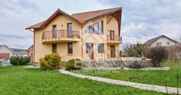 Casă P+E &icirc;n Unirea | Teren Generos 1163 mp