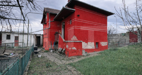 Casă de v&acirc;nzare in zona ultracentrală, teren 489 mp, 92 m