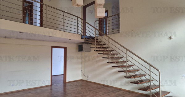 Super pret!! imobil cu 14 camere s p 4 cu 6 locuri de parcar