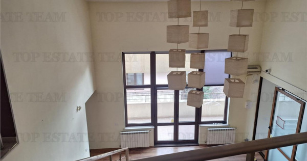 Super pret!! imobil cu 14 camere s p 4 cu 6 locuri de parcar