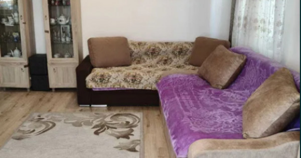 Apartament 2 camere, decomandat - zona Tractorul