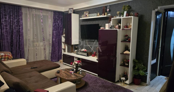 4 camere Dristor decomandat, an 1984, 82 mp