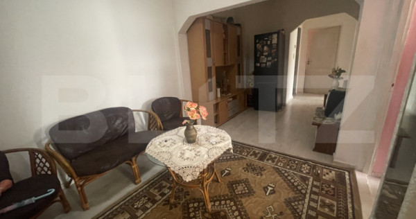 Apartament 3 camere, zona Centrala