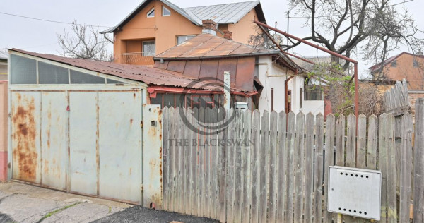 Casa cu 3 camere de vanzare I Zona Centrala - Ploiesti I ...