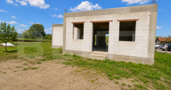 PROIECT CASA si TEREN INTRAVILAN GENEROS