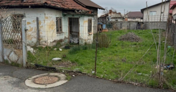 Casă demolabilă &ndash; teren 425 mp, zona Catargiu