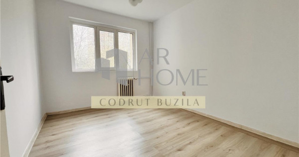 Apartament 4 camere, zona Vest, Ploiesti