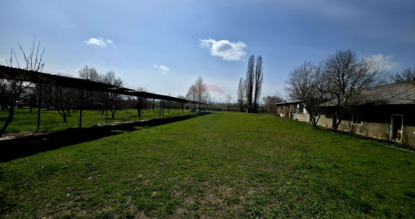 Spațiu industrial de 400mp de v&acirc;nzare