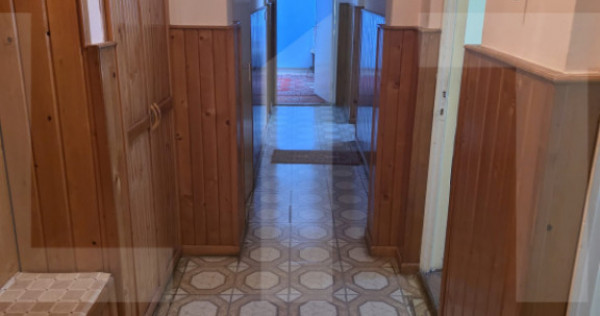 Apartament 3 camere, decomandate, 71 mp, zona Simeria