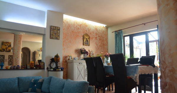 Apartament cu trei camere situat in Busteni