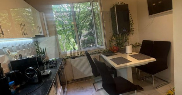 APARTAMENT 3 CAMERE Constantin Brancoveanu /Parcare